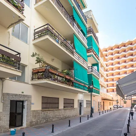 Malagasuite Front Beach Fuengirola